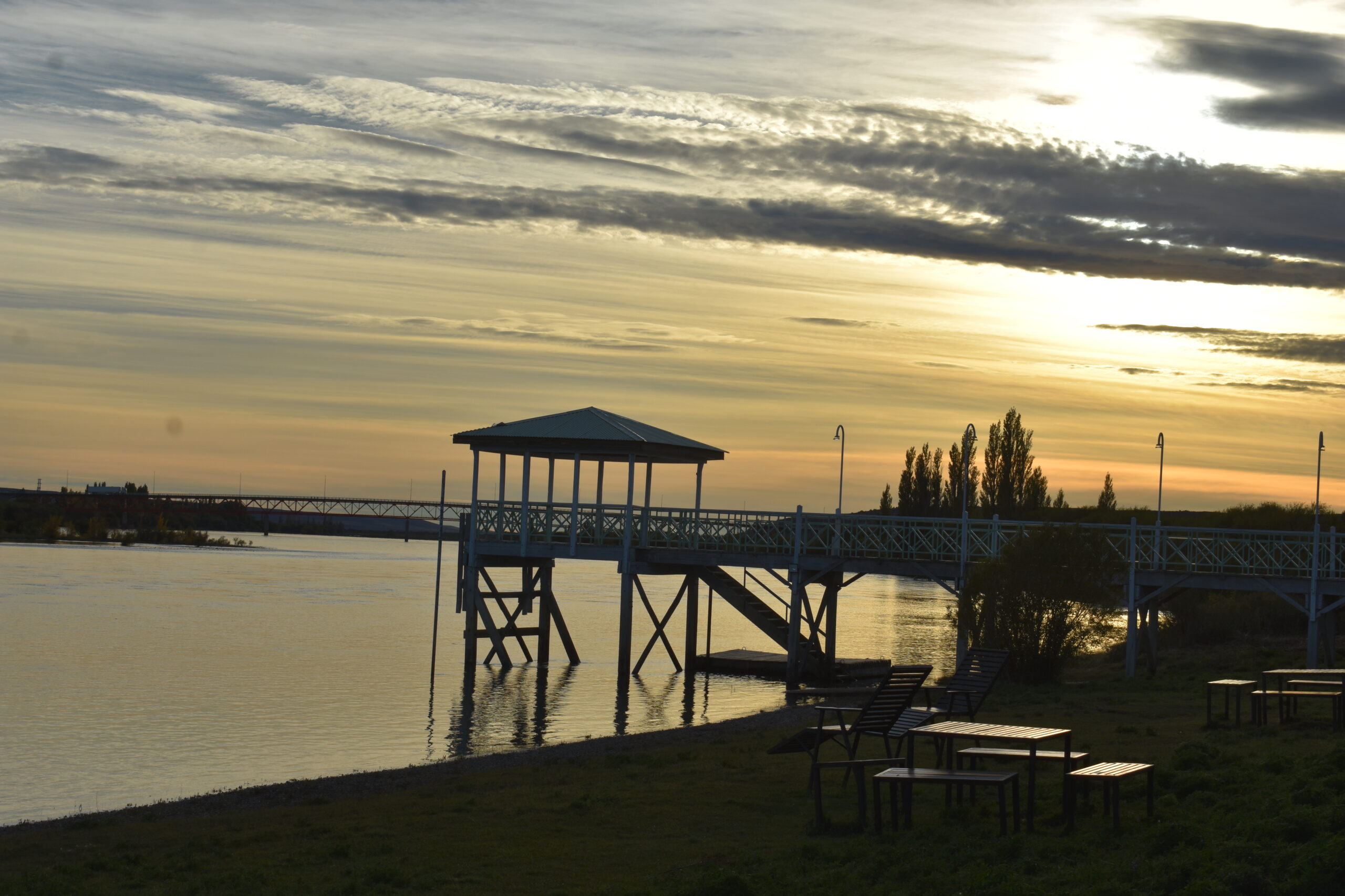 Vista del puente y mirador Isla Pavón